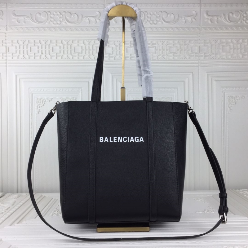 Ba*len*cia*ga shopping bags